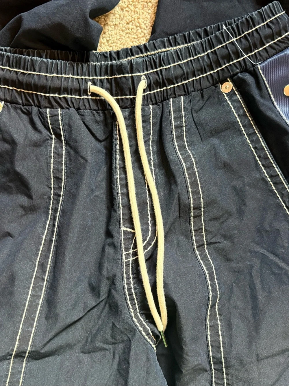 NWOT TRUE RELIGION Navy Wide-Leg Snap-Trim Track Pants with White Stitching
